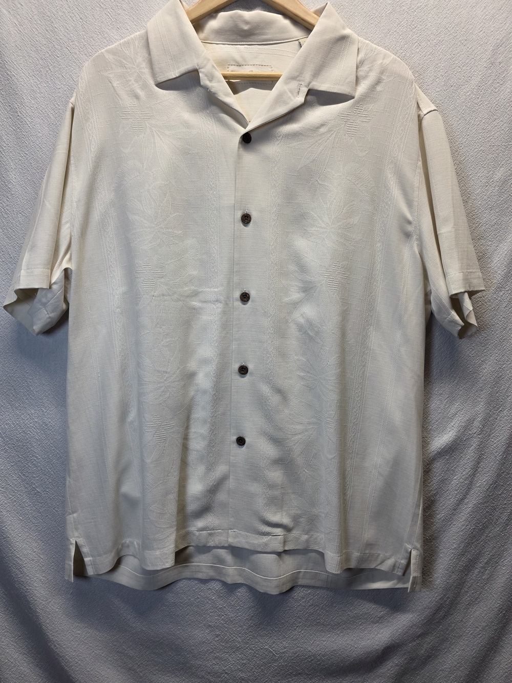 Tommy Bahama Shirt Men XL Beige Casual Button Down Preppy Silk Reverse Print